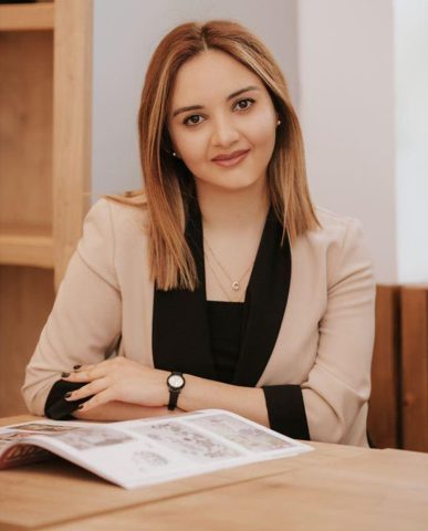 Անուշ Մկրտչյան